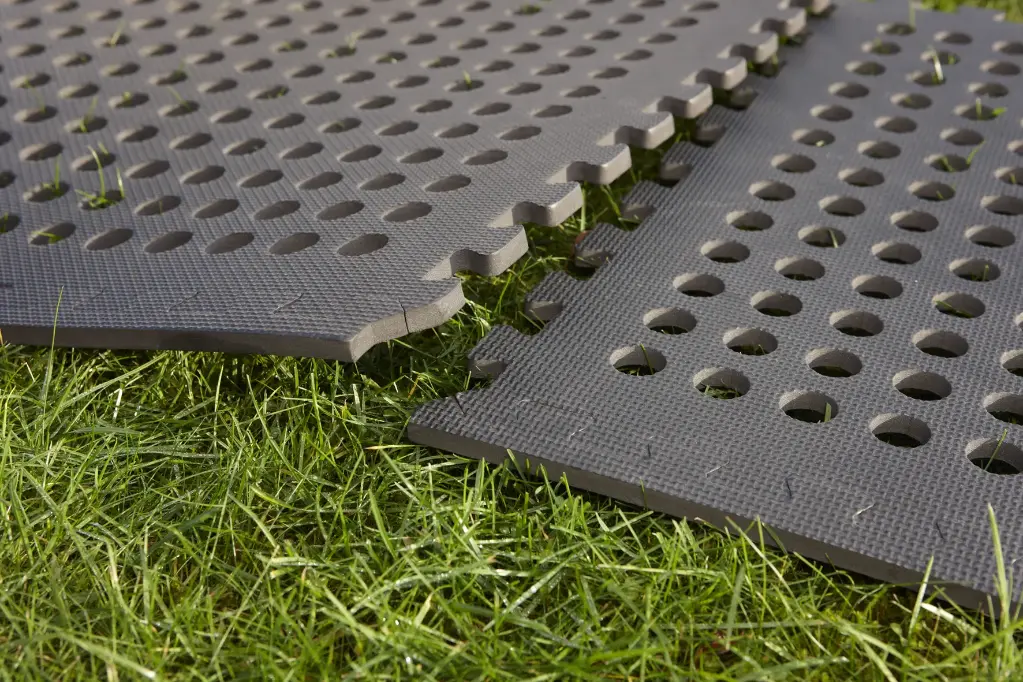 Tapis caillebotis